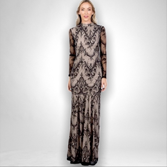 ❌SOLD❌ Lace Illusion Full Length Backless Gown - Picture 2 of 6